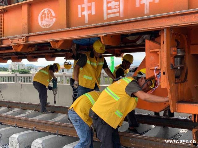梅汕铁路完成全线铺轨，年底开通，梅州到广州仅3个多小时