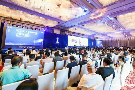 2019小蛮腰科技大会开幕 粤港澳大湾区成AI产业化发展沃土