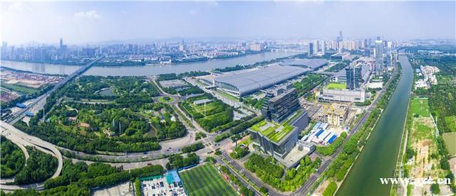 拥抱世界：广州迈向“四中心两枢纽”
