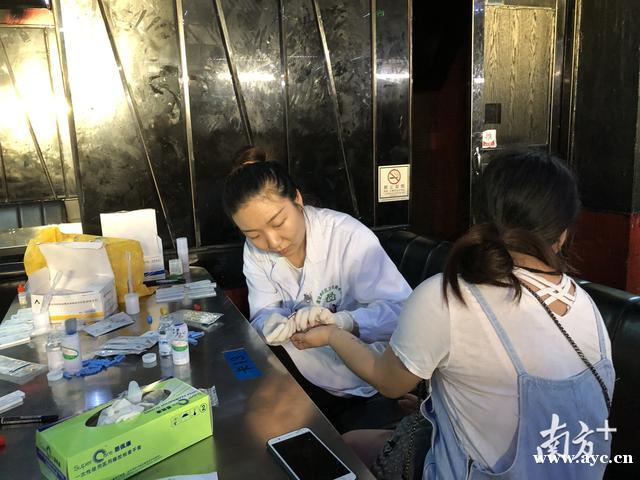 广州越来越多艾滋感染者由社区发现