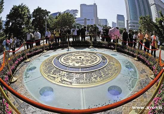 讲道理，天河区和越秀区到底哪个才是现在广州的市中心呢？
