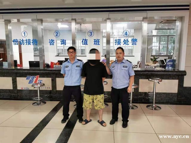 朋友圈配文“奶奶的腿”吐槽交警被行政拘留？警方回应了