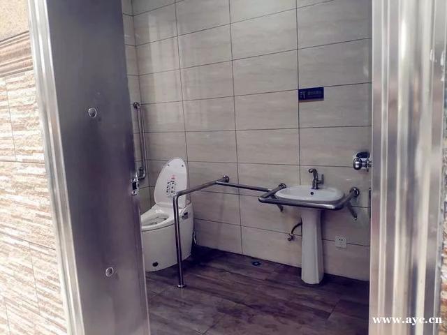 轻音乐配新公厕，完美！看荔湾老旧公厕如何大变身