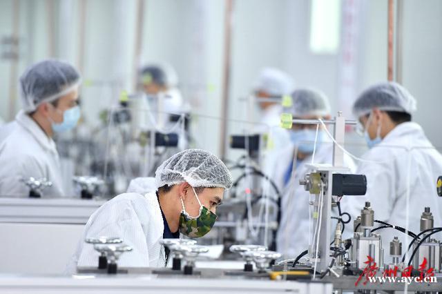 专访曾庆洪丨广汽自制口罩是为了缓解防控物资紧缺难题