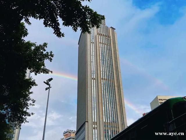 广州今天，再次惊现“双彩虹”，刷屏朋友圈