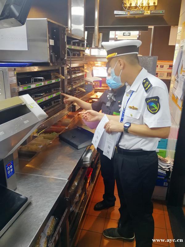 广州连夜检查汉堡王门店，4家门店存在不合规行为