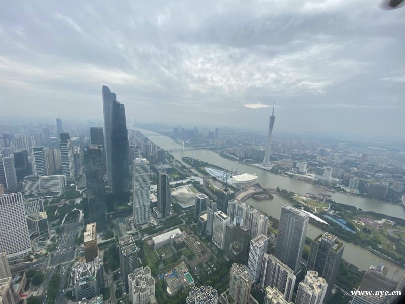 震撼！300米高空上俯瞰大美广州