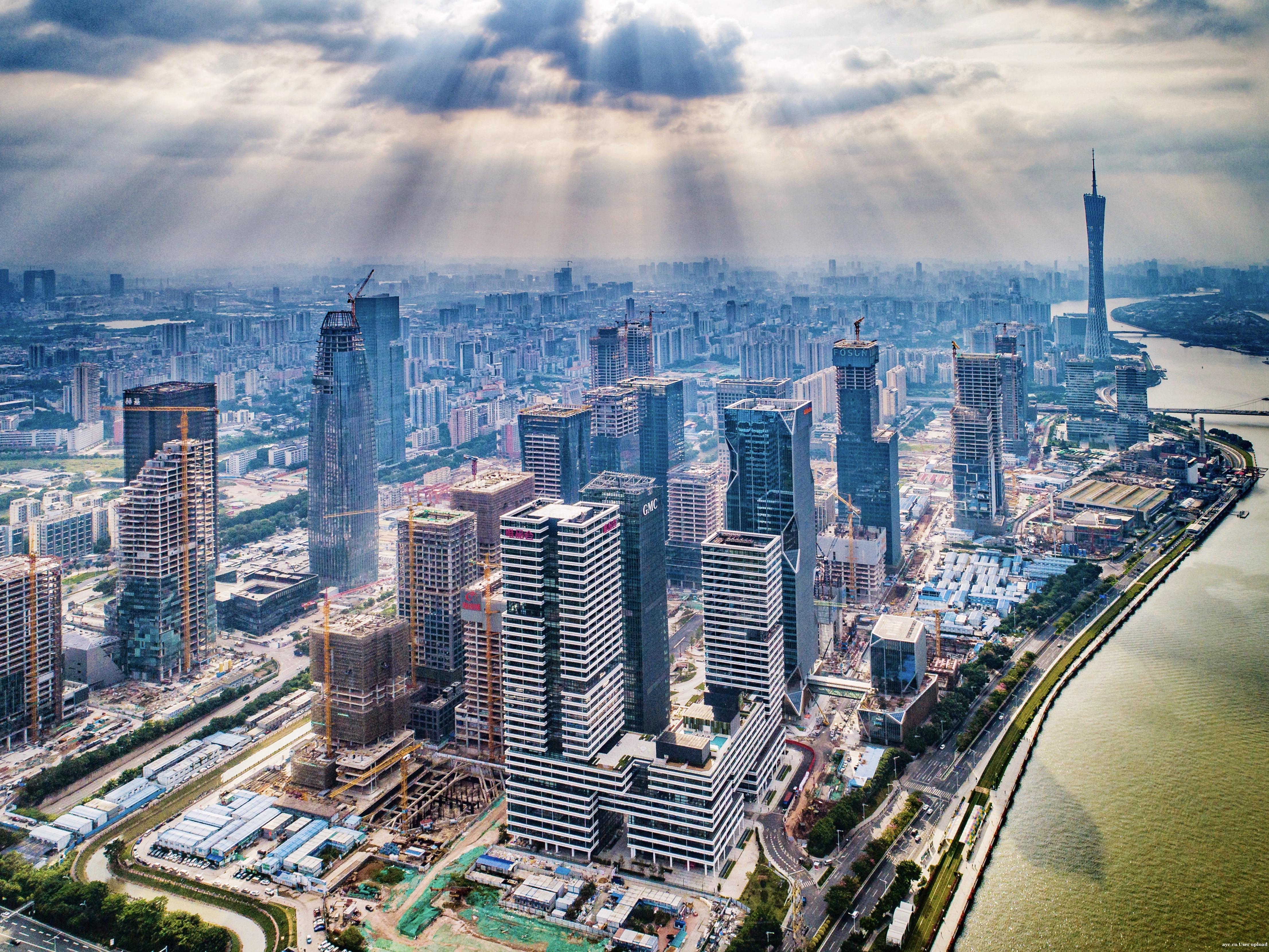 广州2021年全市工业总产值突破两万亿元