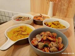 悦森活泰式菜 面包蛋糕 饮品烘焙培训 开店