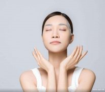 皮肤暗黄干燥用什么护肤品？可能你需要这款自然兰童颜面膜