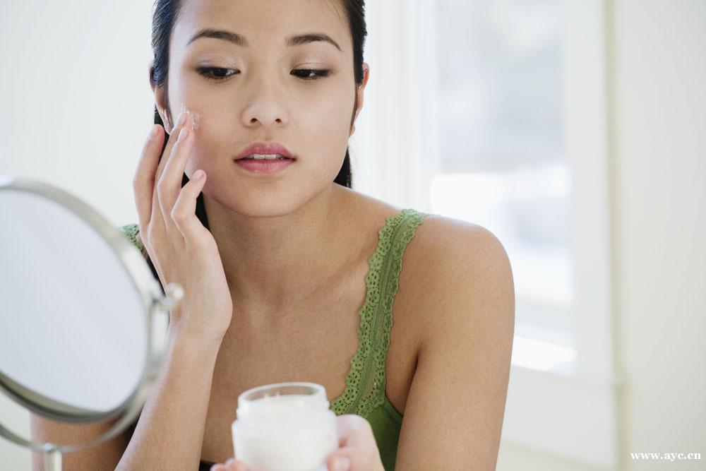 自然兰素颜霜怎么用才正确? 自然兰素颜霜怎么用才正确?