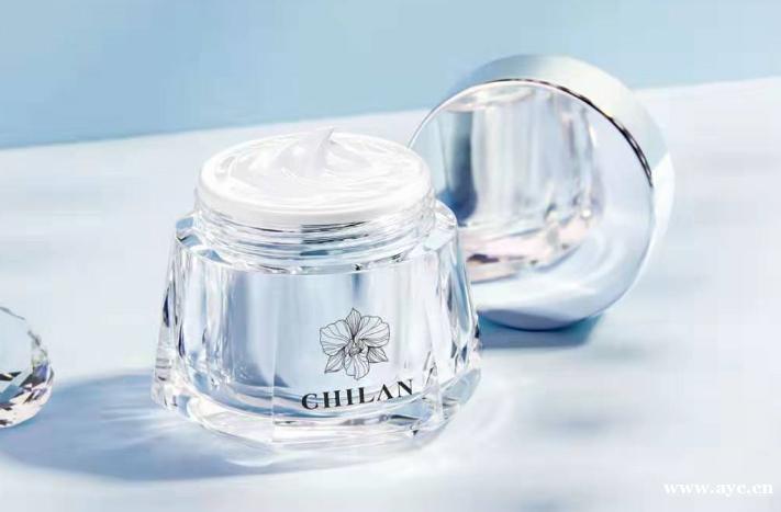 自然兰素颜霜怎么用才正确? 自然兰素颜霜怎么用才正确?