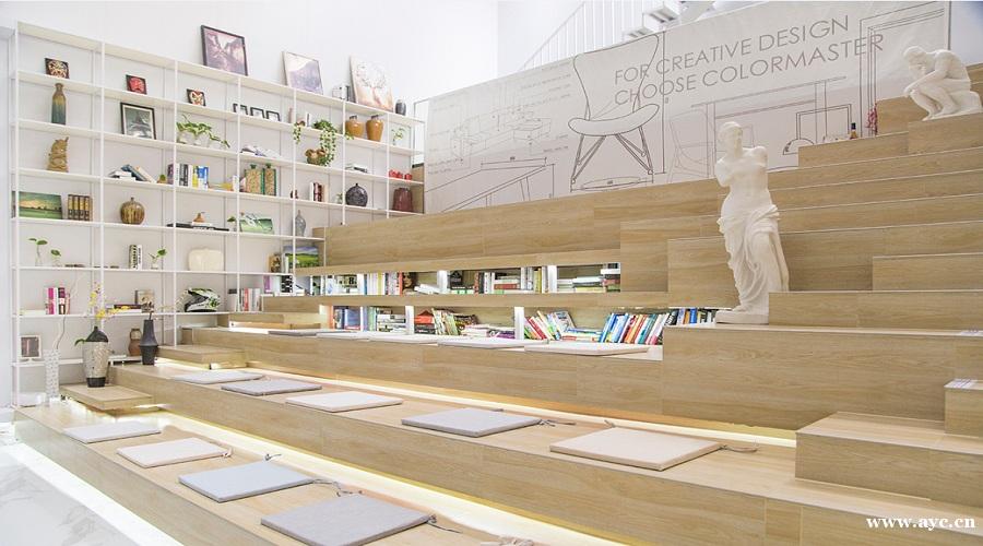 学院风格的阶梯讲堂就在不一样摄影基地 学院风格的阶梯讲堂就在不一样摄影基地