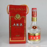 桂林高价上门新款五粮液年份酒礼盒桂林回收各种年份拉菲红酒