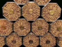 桂林高价上门新款五粮液年份酒礼盒桂林回收各种年份拉菲红酒