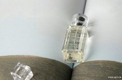 超级干皮的姑娘亲测，这瓶自然兰小黄油也太好用了吧