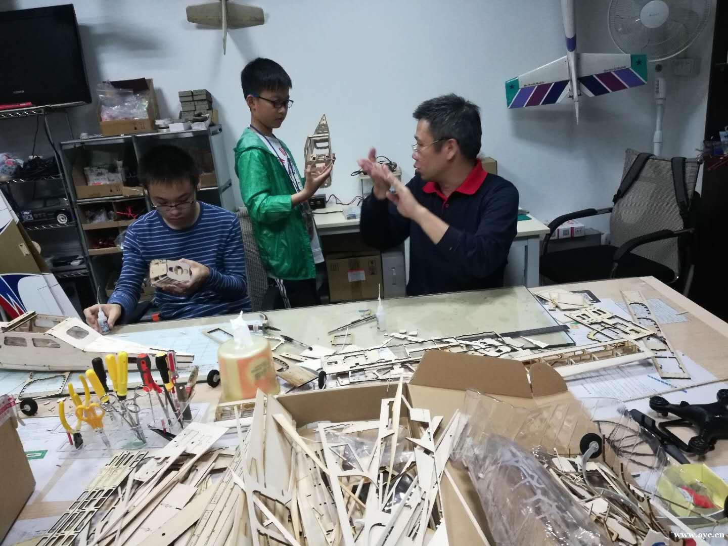 广州_想让孩子学习航模课程在哪里报名好_创智航模 广州_想让孩子学习航模课程在哪里报名好_创智航模