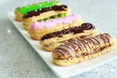 烘焙师是做什么的？广州欧米奇西点西点学校学烘焙吗