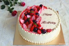 广州学西点哪里有？欧米奇西点西餐学校专业西点培训