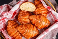 广州学面包烘焙有什么学校？欧米奇西点学校西点培训