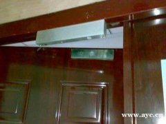 广州超市停车场安装车牌识别一体机系统多少钱