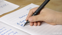 医刊汇：浅谈规范撰写医学论文英文摘要应有的认识