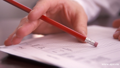 医刊汇：浅议科研学术论文写作创新的基本要求