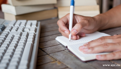 进行科技英语文章翻译应把握的几点