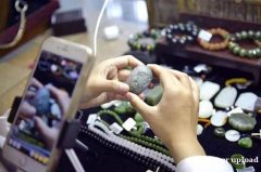 网红直播带货机构，海量达人资源推广，助力商家清库存尾货