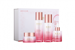 脸上有斑怎么办？郑明明祛斑产品效果怎么样