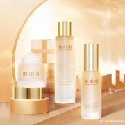 郑明明重磅新品润妍舒养抗皱套组来了！撑起肌肤“抗老盾甲”！