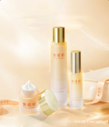 郑明明润妍抗皱套组：给颜值做加法，给年龄做减法