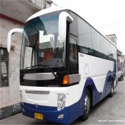 荔湾区企业班车租37座大巴车多少钱一天?广州通勤班车租赁