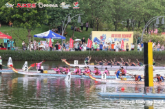 博爱湖飞浆逐浪，九江双蒸龙舟赛点燃夏日激情