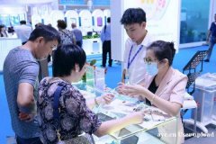 直击CMEF 易舒美再掀热潮，精彩继续！