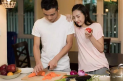 情人节，为爱加固仪式感——易舒美盆底肌修复仪，让她的笑容更灿