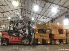 中国到马来西亚，新加坡快递专线可代收货款 