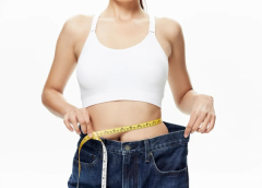 生娃后胯宽肚松别硬减！抓住产后修复黄金期，几年后仍能重回轻盈