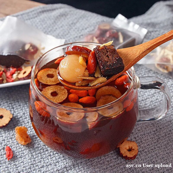 冬季痛经变本加厉?别只靠喝热水!科学缓解指南+易舒美痛经止痛 冬季痛经变本加厉?别只靠喝热水!科学缓解指南+易舒美痛经止痛