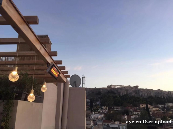 欧洲餐厅同款:伟而特红外取暖,温暖舒适用餐体验感拉满 欧洲餐厅同款:伟而特红外取暖,温暖舒适用餐体验感拉满